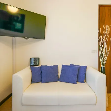 Attico Fiera Apartment *